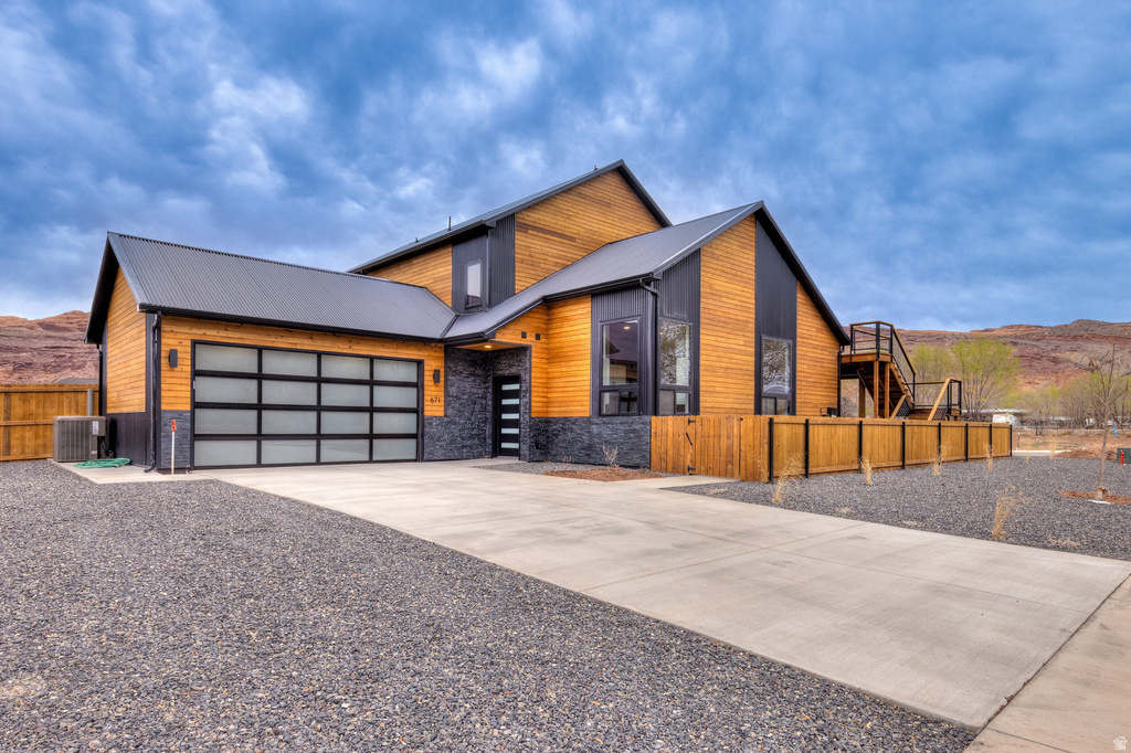 671 PALISADE DR Moab, UT 84532