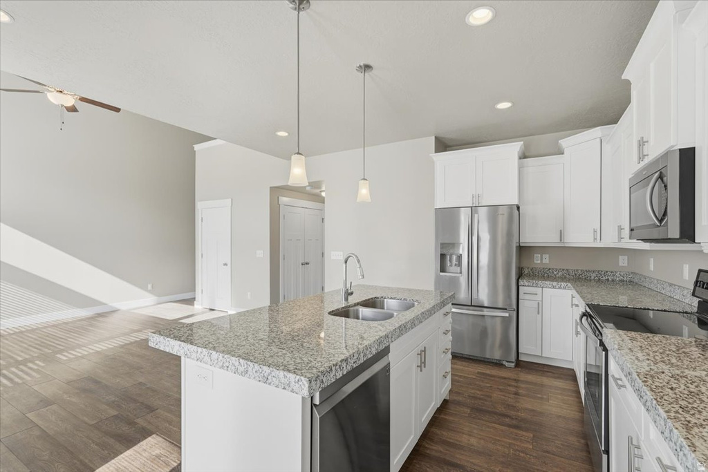 1329 W WALLSBURG DR Taylorsville, UT 84123