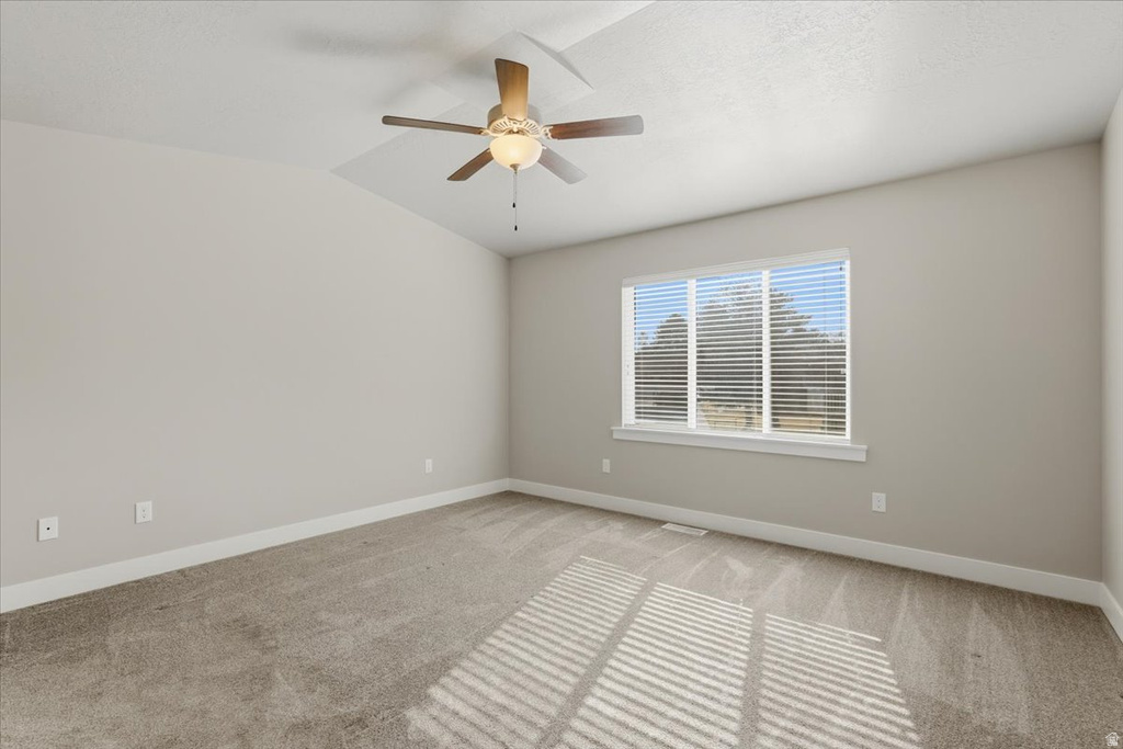 1329 W WALLSBURG DR Taylorsville, UT 84123