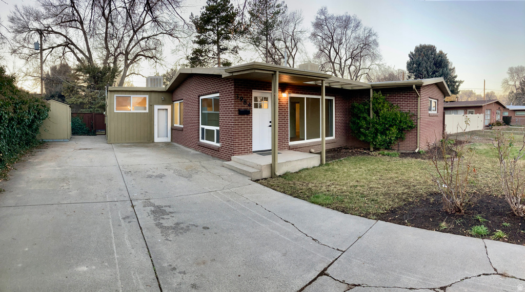 3984 S LUETTA DR Millcreek, UT 84124