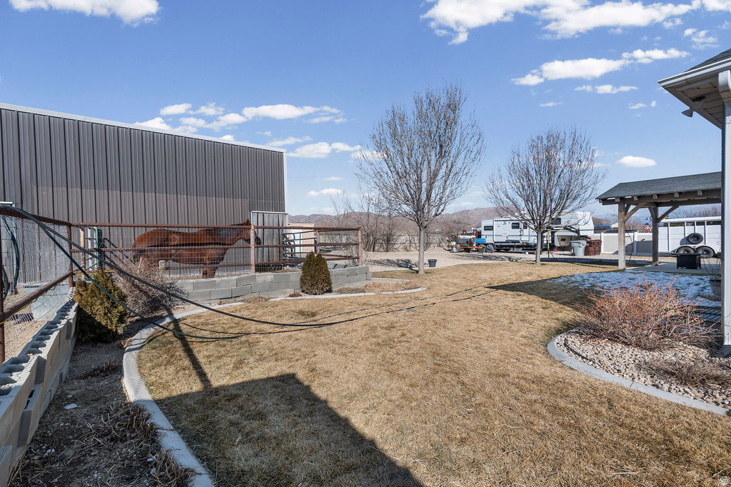 1587 E SMITHFIELD DR Eagle Mountain, UT 84005