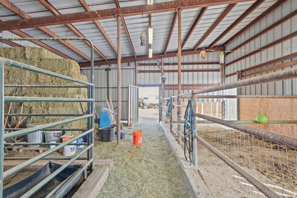 1587 E SMITHFIELD DR Eagle Mountain, UT 84005