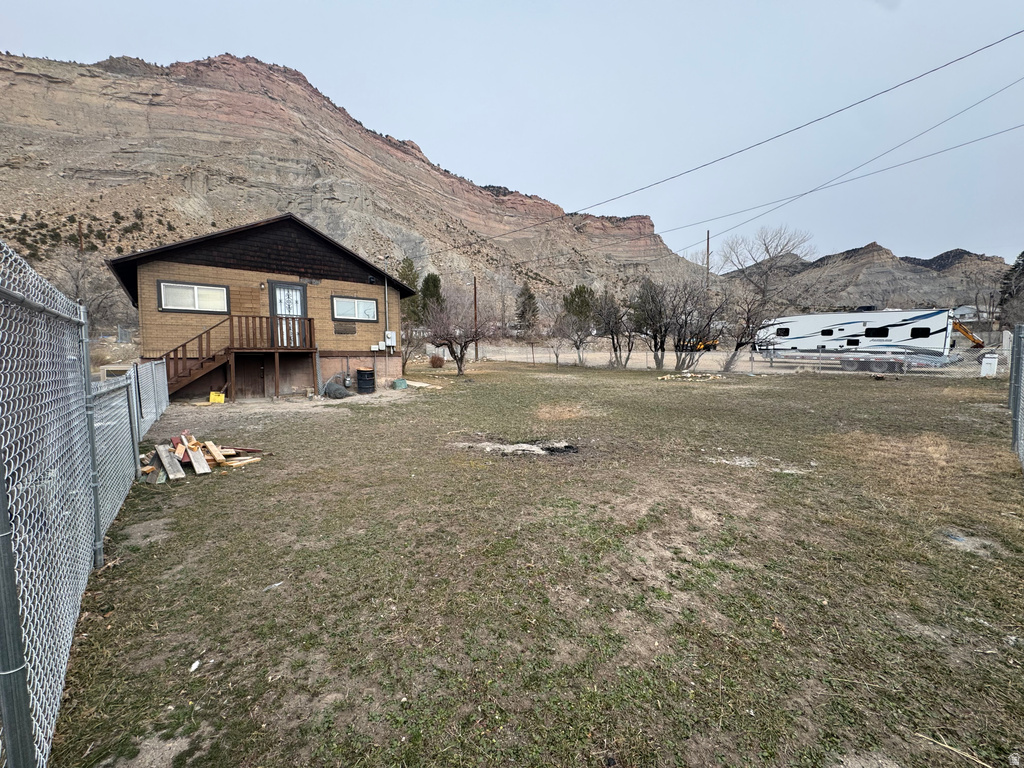 46 E E ST Helper, UT 84526