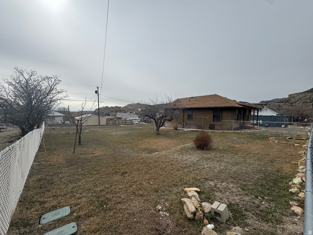 46 E E ST Helper, UT 84526