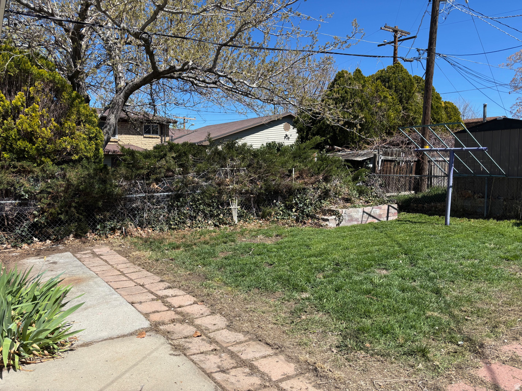 175 E VINE ST Tooele, UT 84074