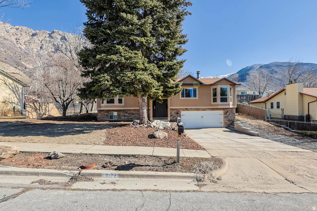 2978 N 1300 E North Ogden, UT 84414