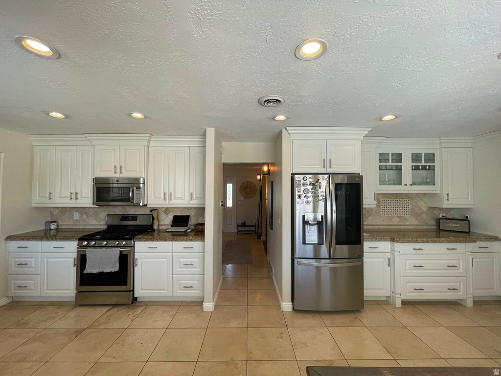 5549 S APPLEVALE DR Murray, UT 84123