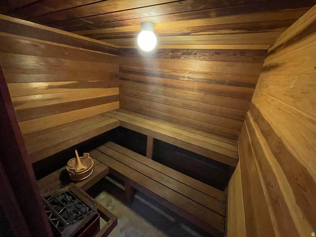 5549 S APPLEVALE DR Murray, UT 84123