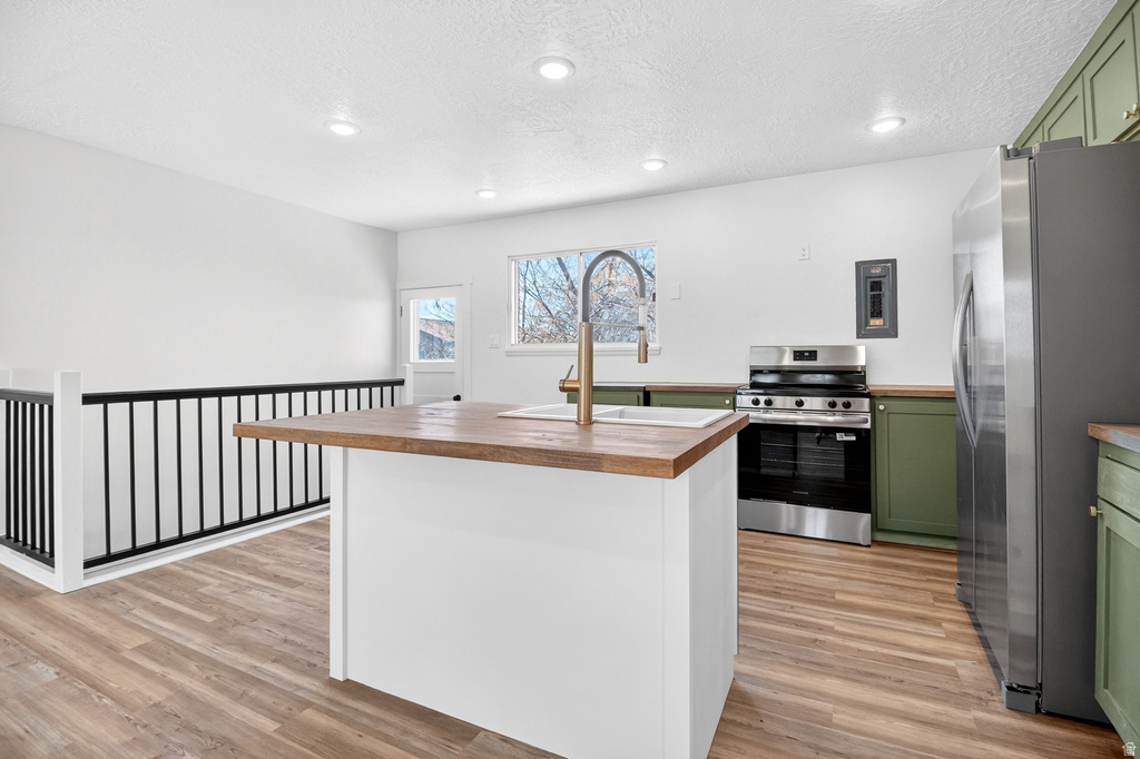 596 S 1500 E Provo, UT 84606