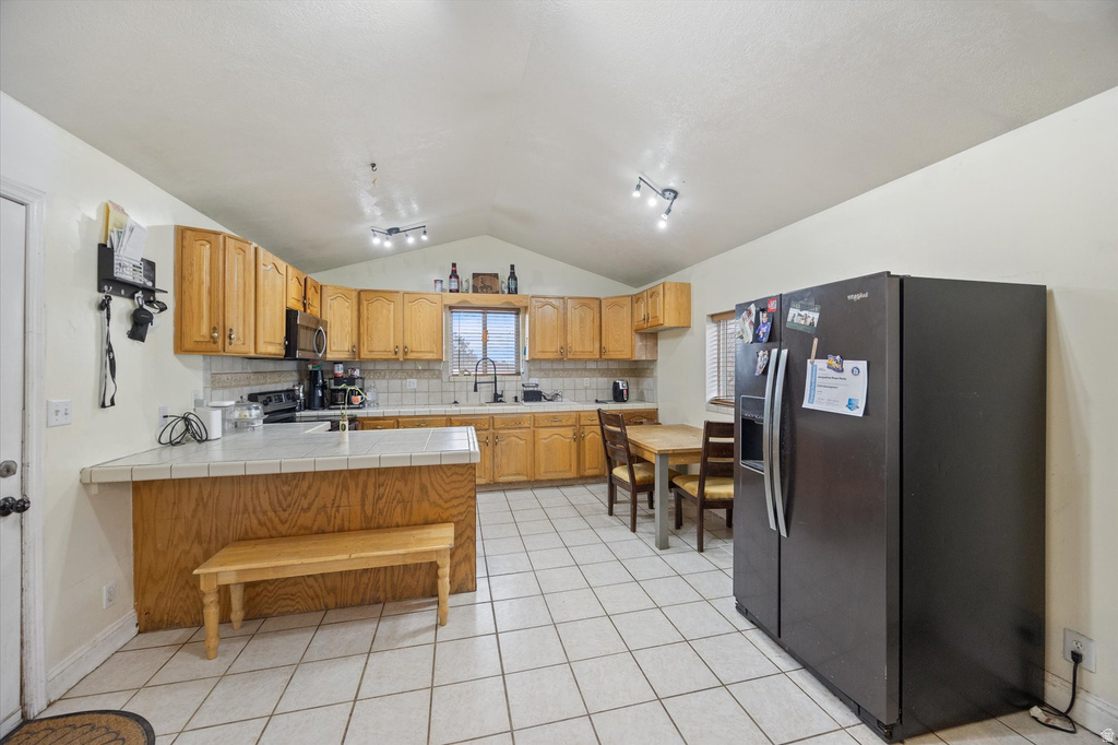 79 E 600 N Tooele, UT 84074