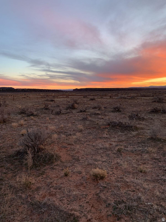 11  CRIMSON RD Kanab, UT 84741