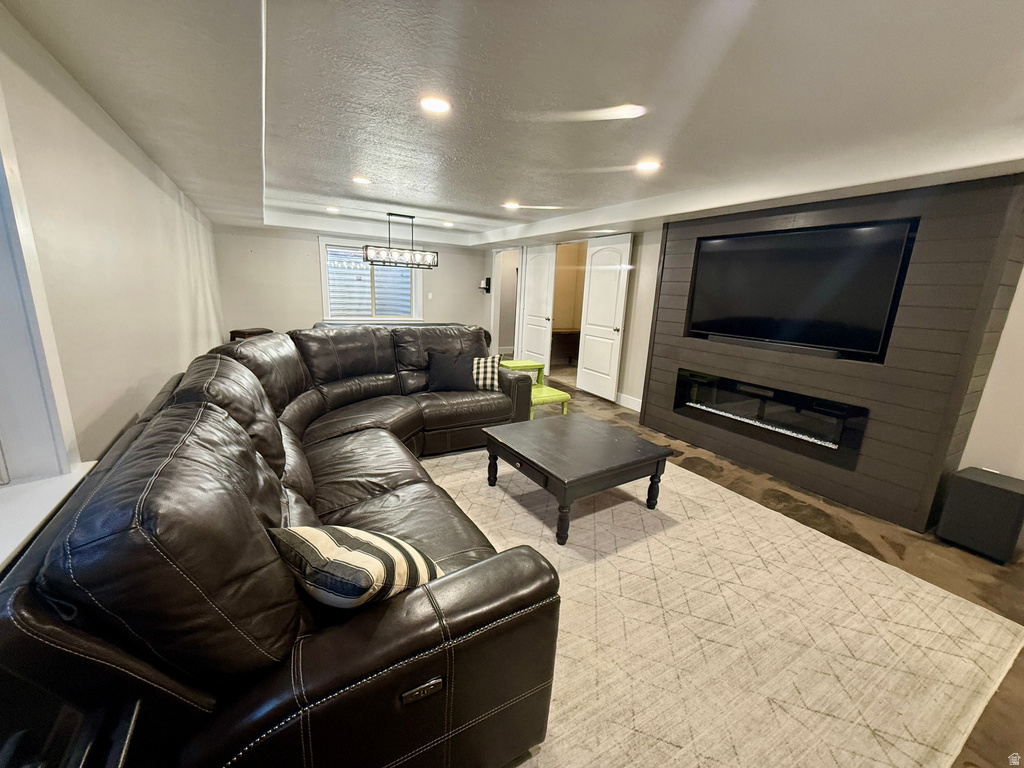 3523 N 3000 W Farr West, UT 84404