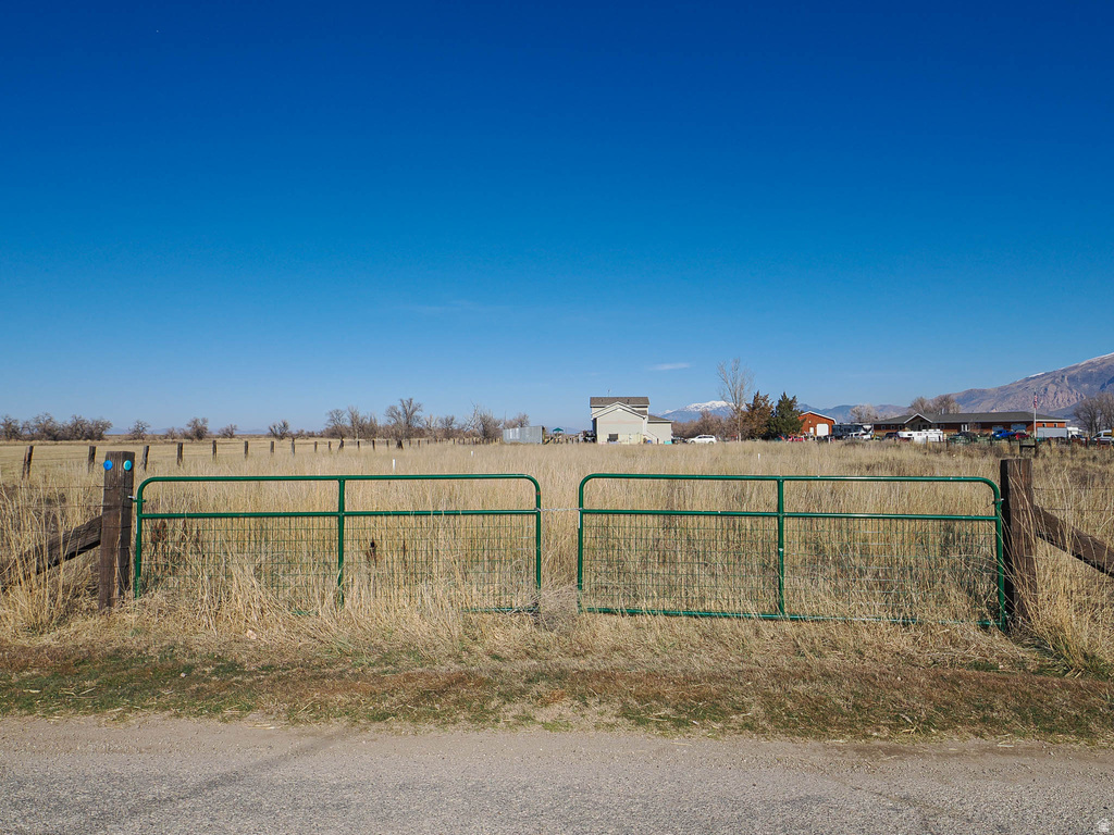 4232 W 4000 N Plain City, UT 84404