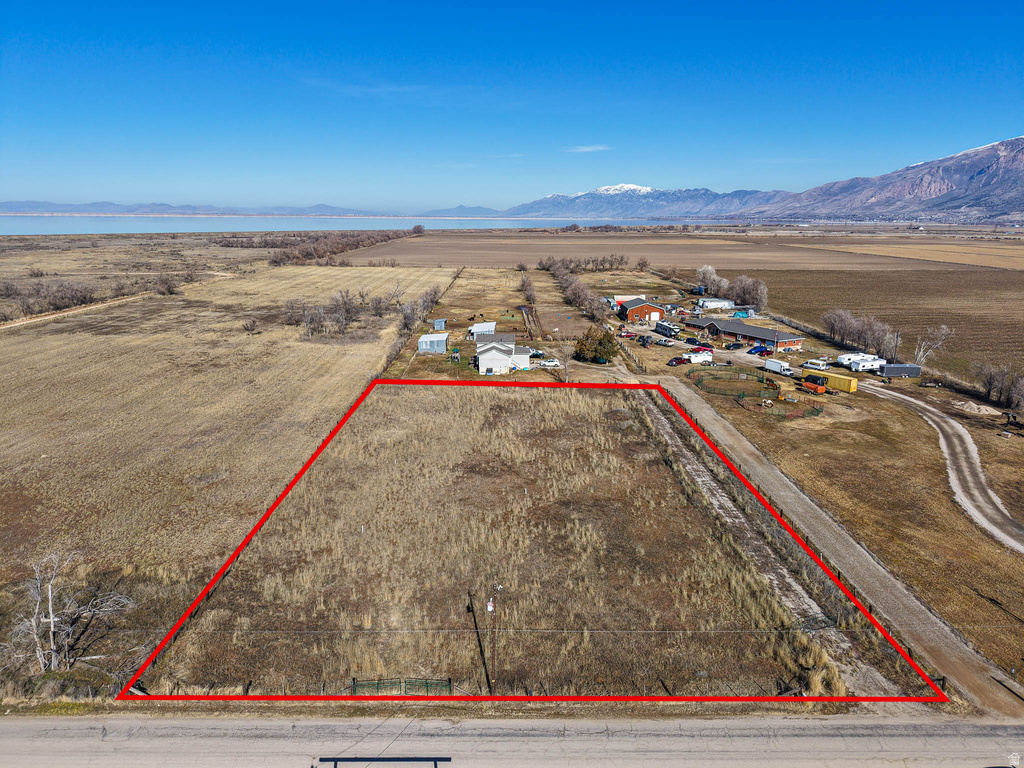 4232 W 4000 N Plain City, UT 84404