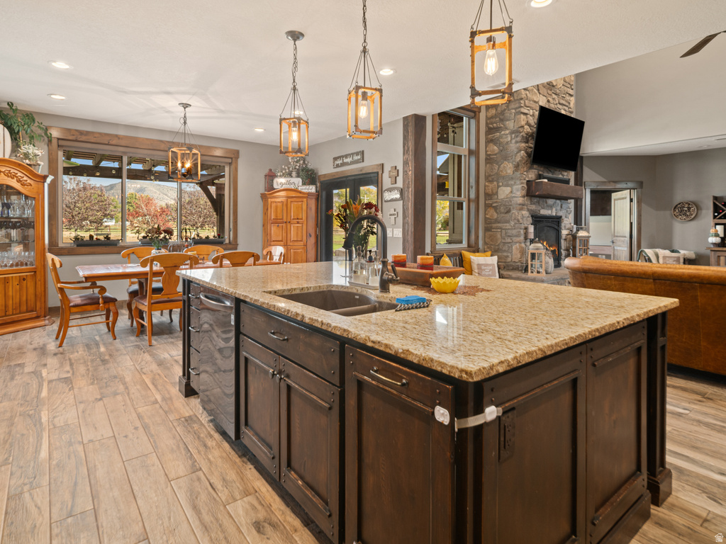 152 N 8750 E Huntsville, UT 84317