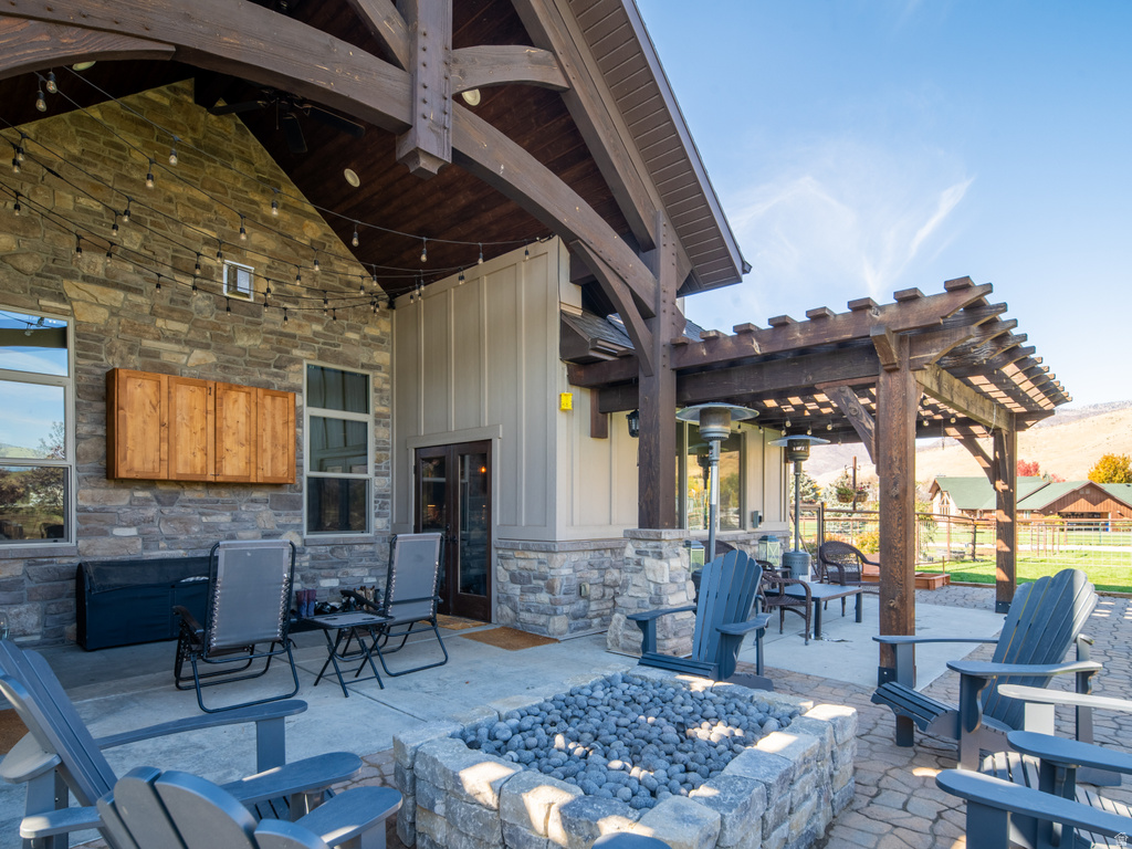 152 N 8750 E Huntsville, UT 84317