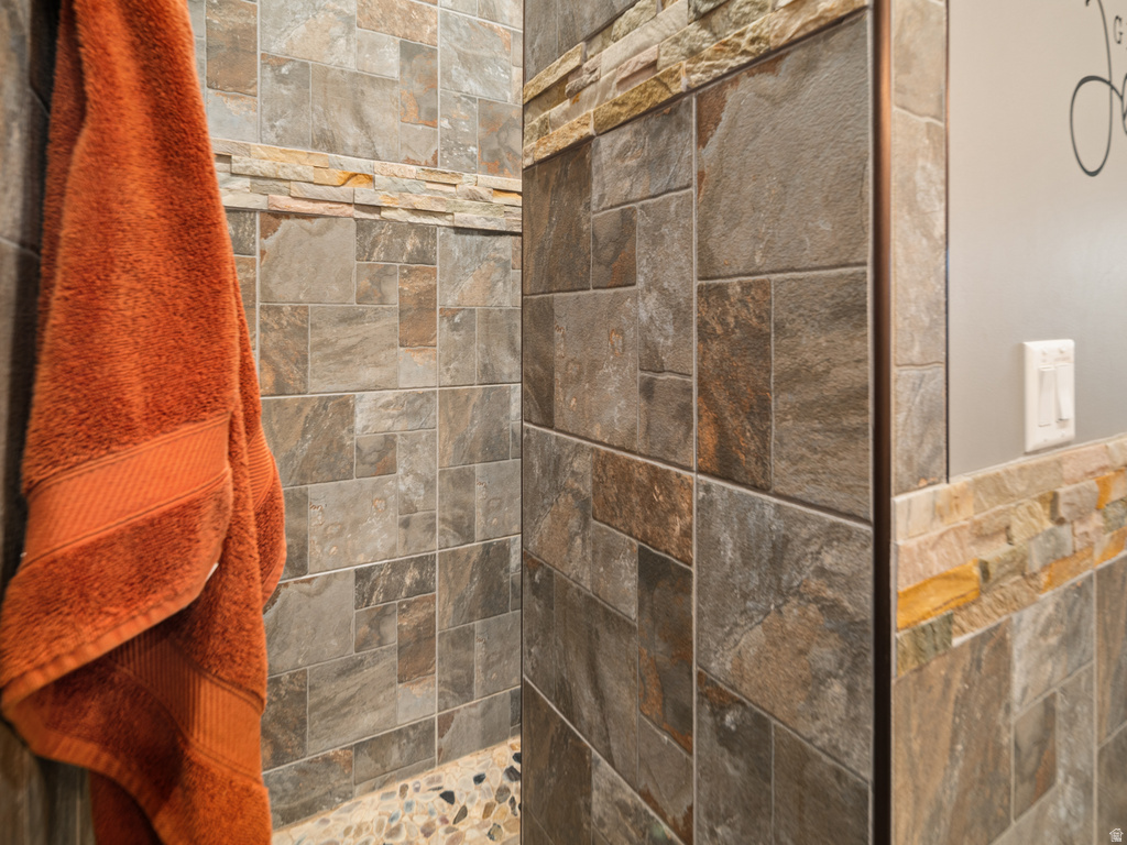 152 N 8750 E Huntsville, UT 84317