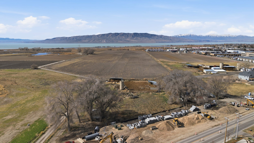 1412 S GENEVA RD Orem, UT 84058