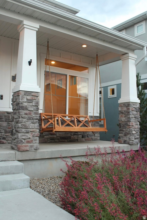 246 S MEADOWBROOK CT Saratoga Springs, UT 84045