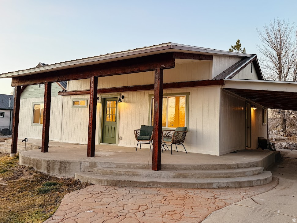 327 E 300 S Gunnison, UT 84634