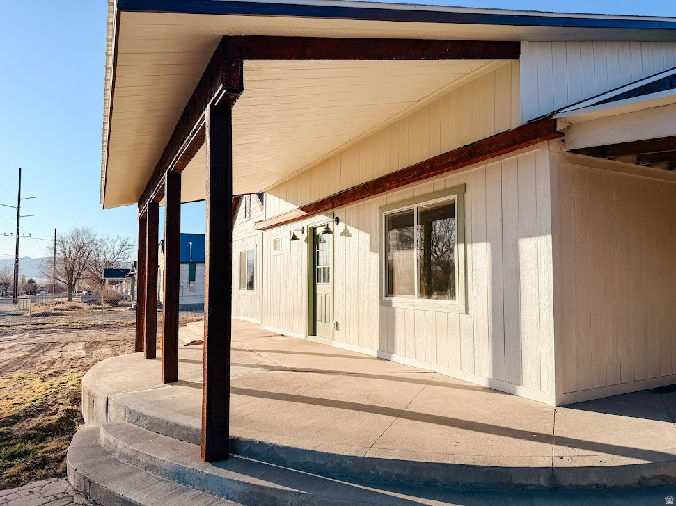 327 E 300 S Gunnison, UT 84634