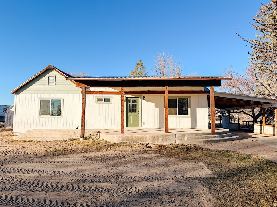 327 E 300 S Gunnison, UT 84634