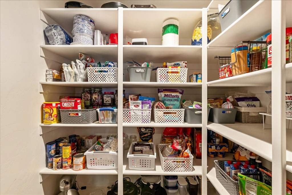 764 S 1100 W Spanish Fork, UT 84660