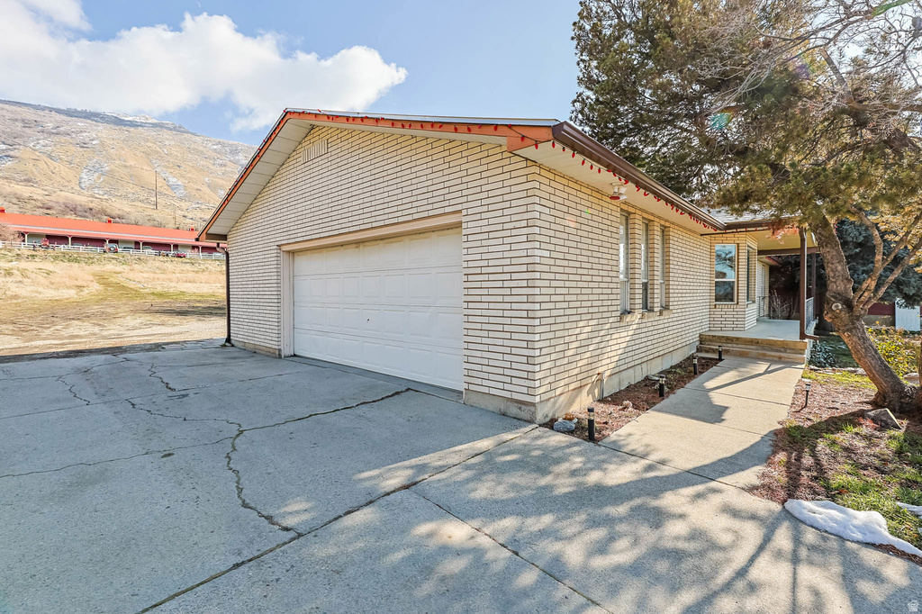 1112 N MAIN ST Willard, UT 84340
