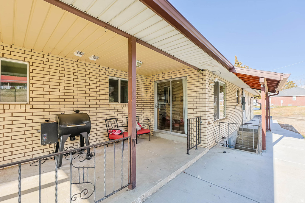 1112 N MAIN ST Willard, UT 84340