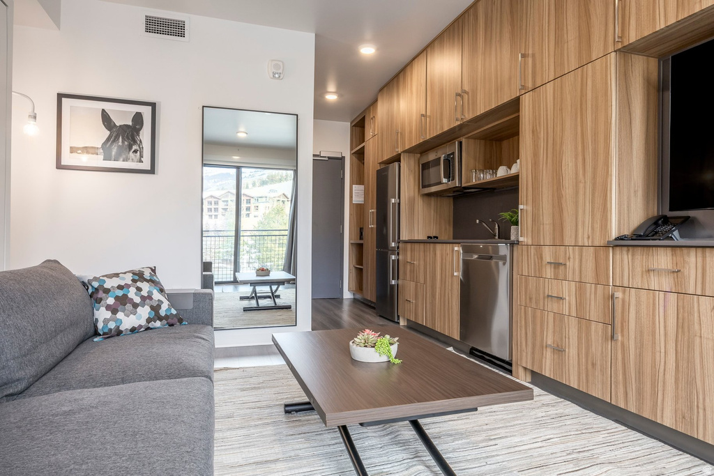 2670 CANYON RESORT DR #202 Park City, UT 84098