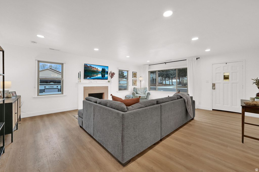 696 S LOCUST AVE Pleasant Grove, UT 84062