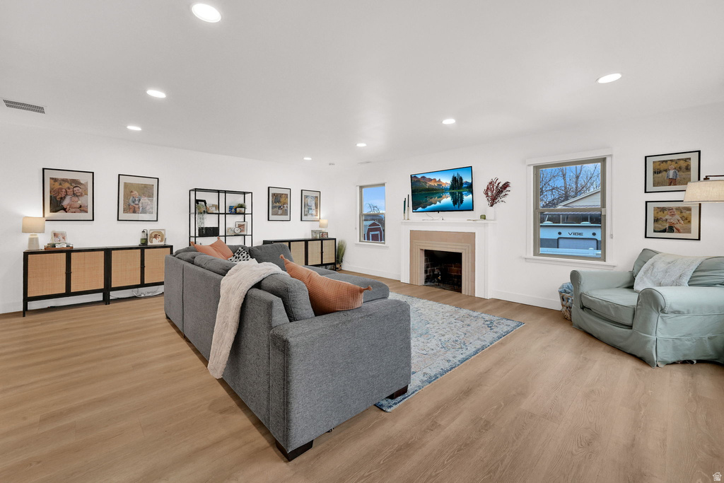 696 S LOCUST AVE Pleasant Grove, UT 84062