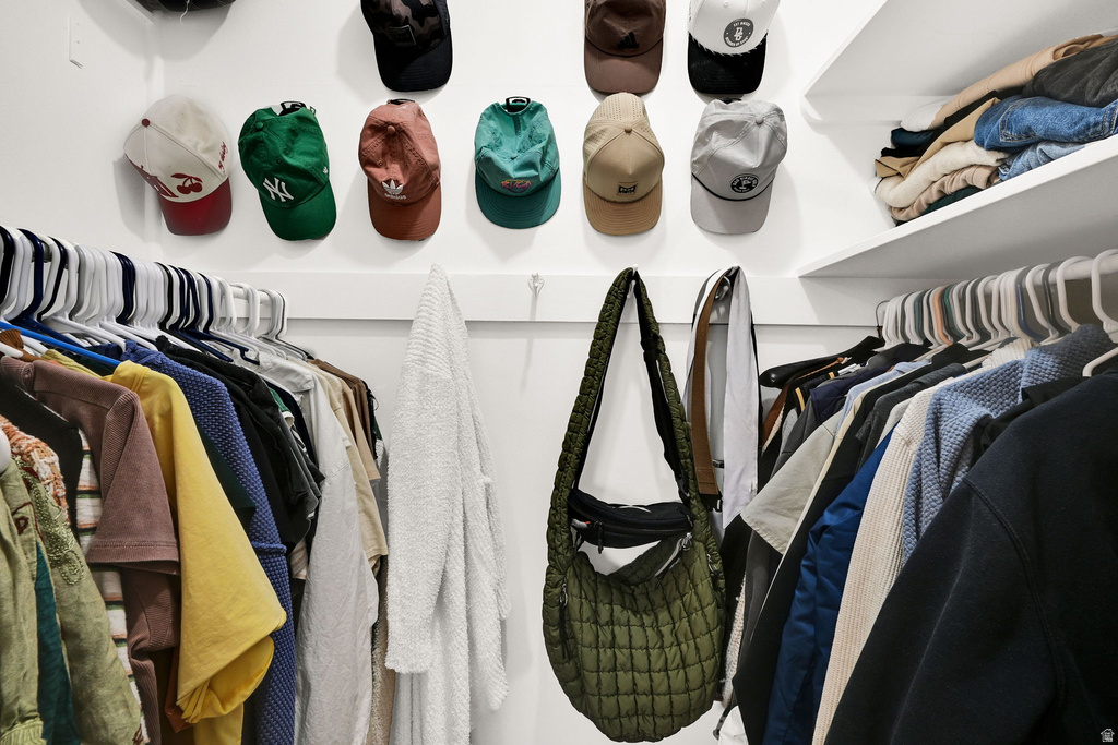 696 S LOCUST AVE Pleasant Grove, UT 84062