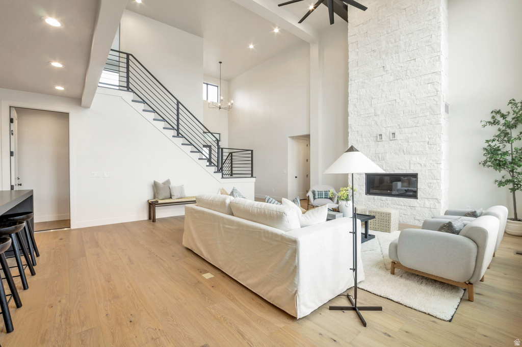 1566 W PHEASANT MEADOW DR Kaysville, UT 84037