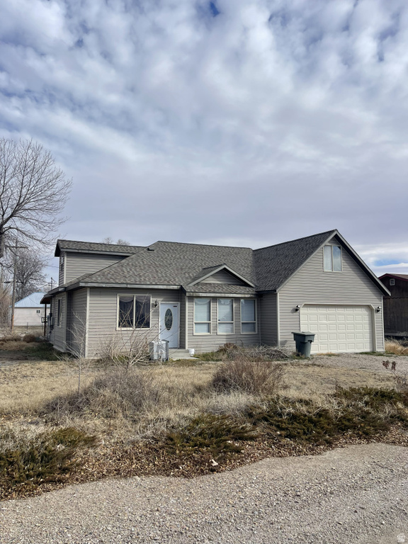 315 S CLARK ST Green River, UT 84525