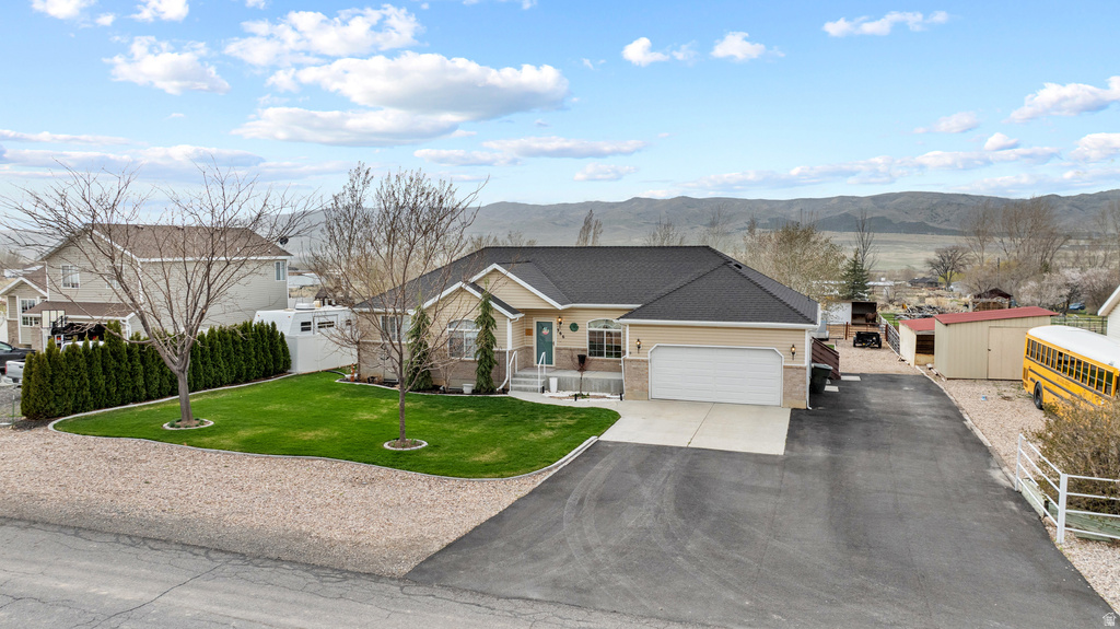 366 S 200 E Mona, UT 84645