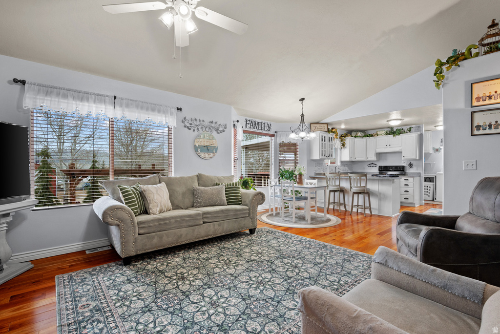 366 S 200 E Mona, UT 84645