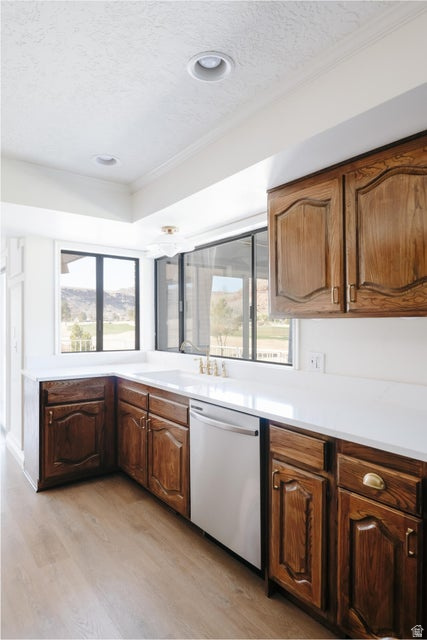 1054 W WESLEY POWELL St George, UT 84790