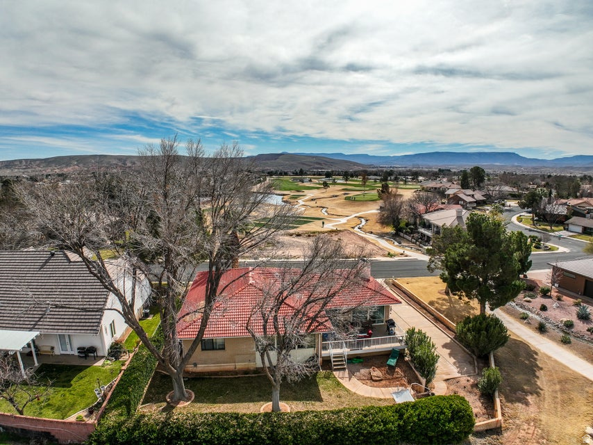 1054 W WESLEY POWELL St George, UT 84790