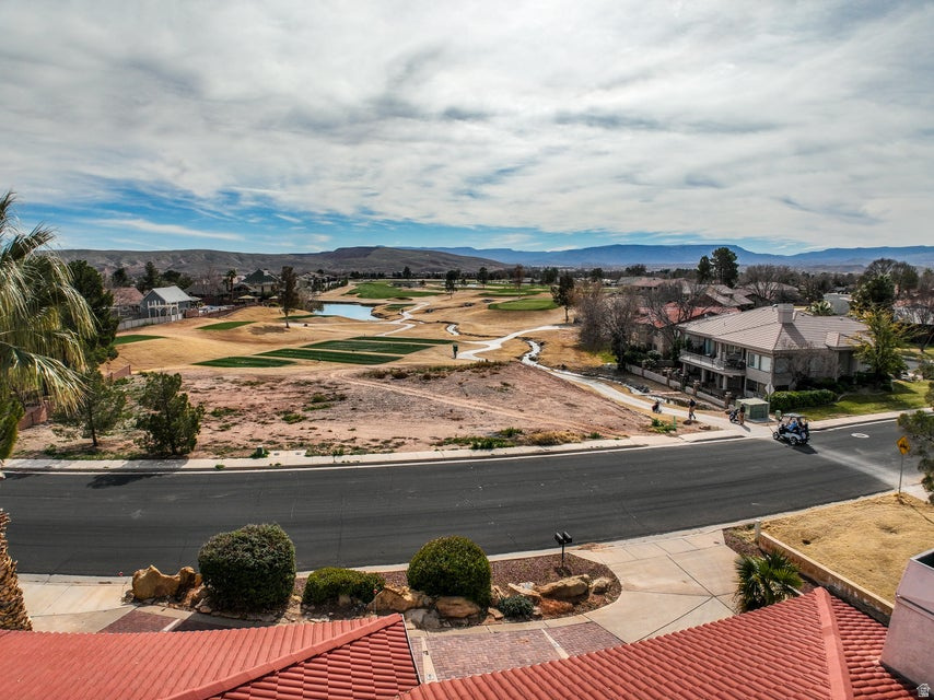 1054 W WESLEY POWELL St George, UT 84790