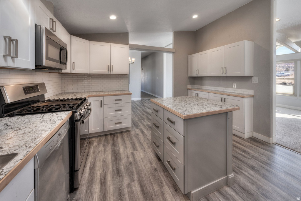 55 E MOUNT PEALE DR Moab, UT 84532