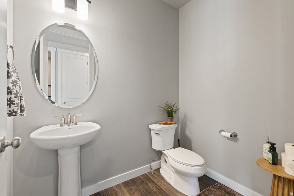 1325 E DESERT PEAK Eagle Mountain, UT 84005