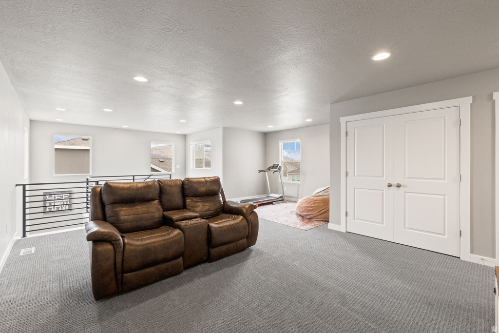 1325 E DESERT PEAK Eagle Mountain, UT 84005