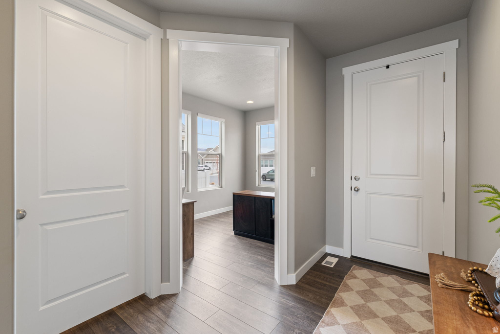 1325 E DESERT PEAK Eagle Mountain, UT 84005