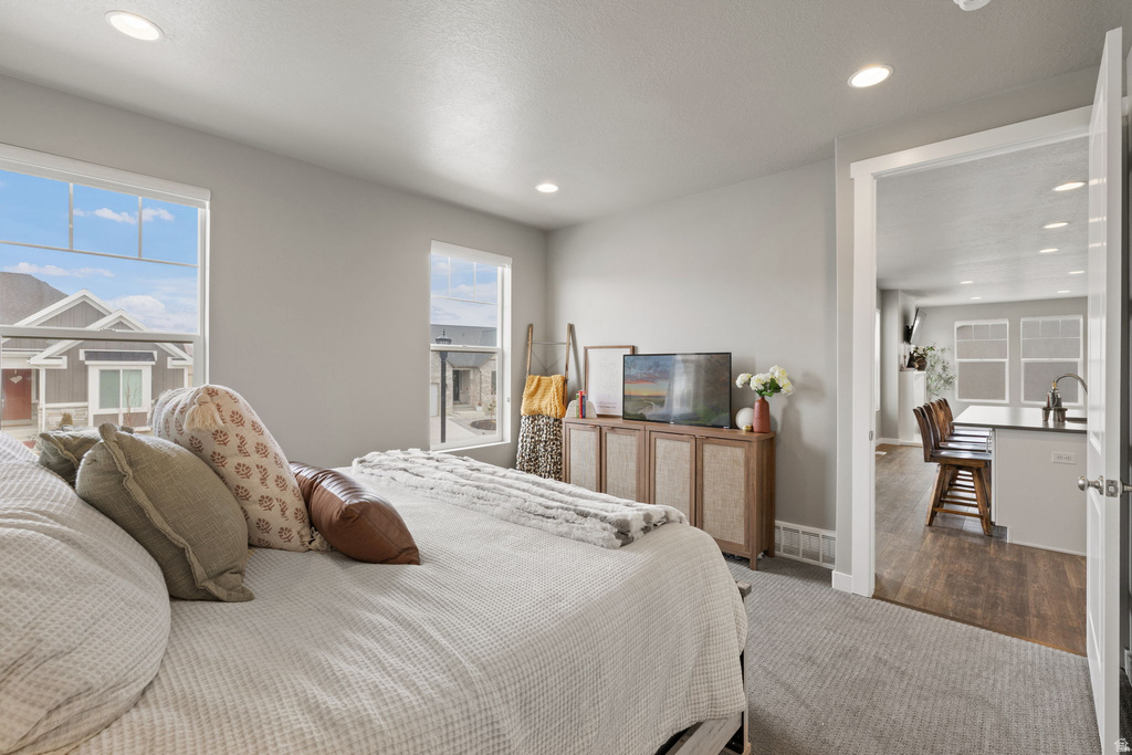 1325 E DESERT PEAK Eagle Mountain, UT 84005