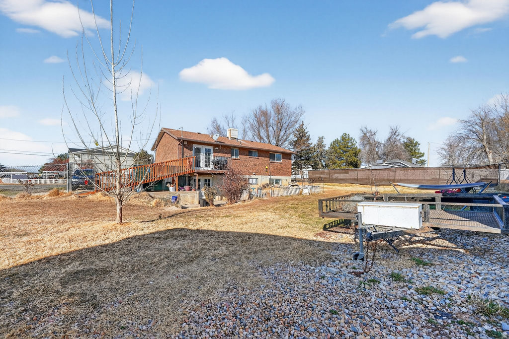 911 S 1500 E Clearfield, UT 84015