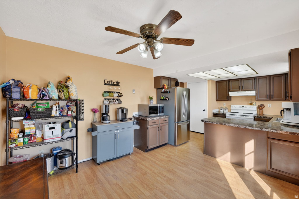 911 S 1500 E Clearfield, UT 84015