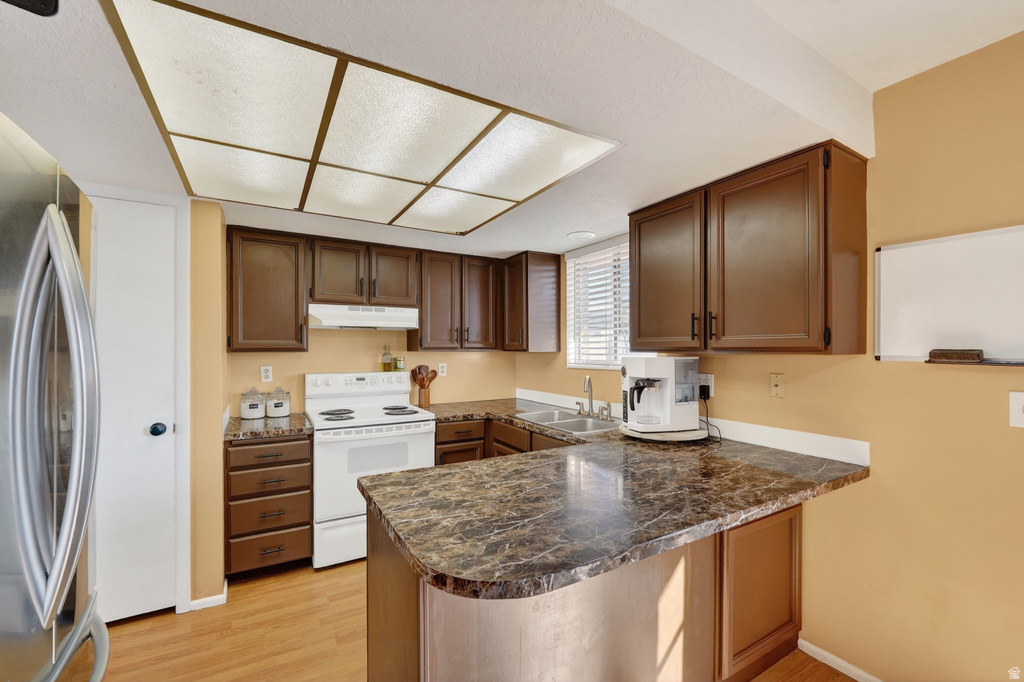 911 S 1500 E Clearfield, UT 84015