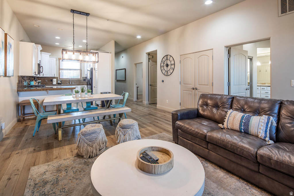 1839 W CANYON DR #103 St George, UT 84770