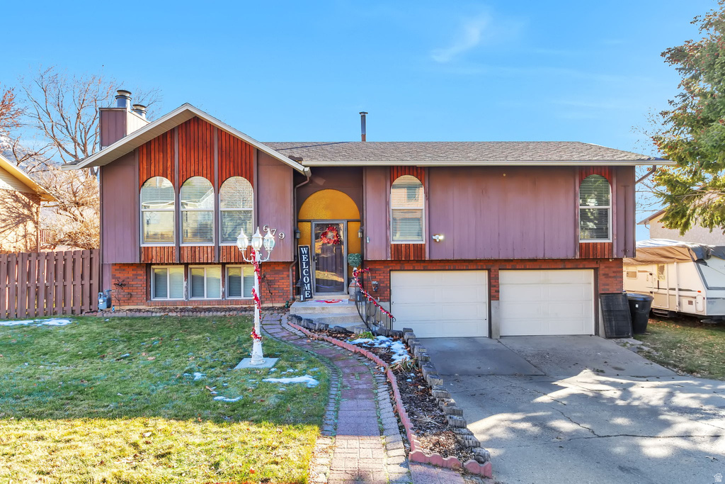 679 E 3050 N North Ogden, UT 84414